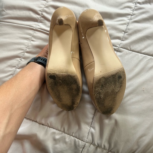 Nude Madden Girl Pumps - Picture 6 of 7